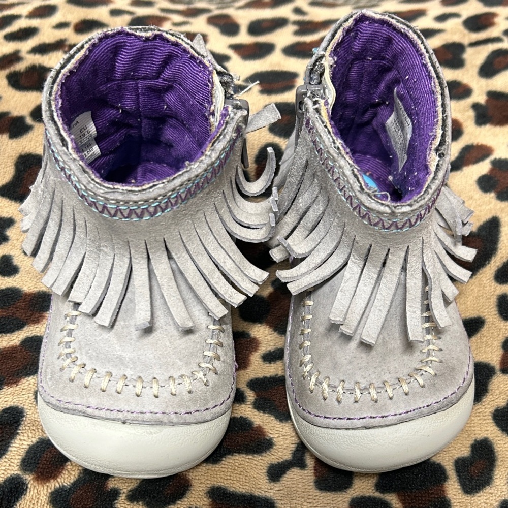 Stride Rite Gray and Purple Fringe Boots